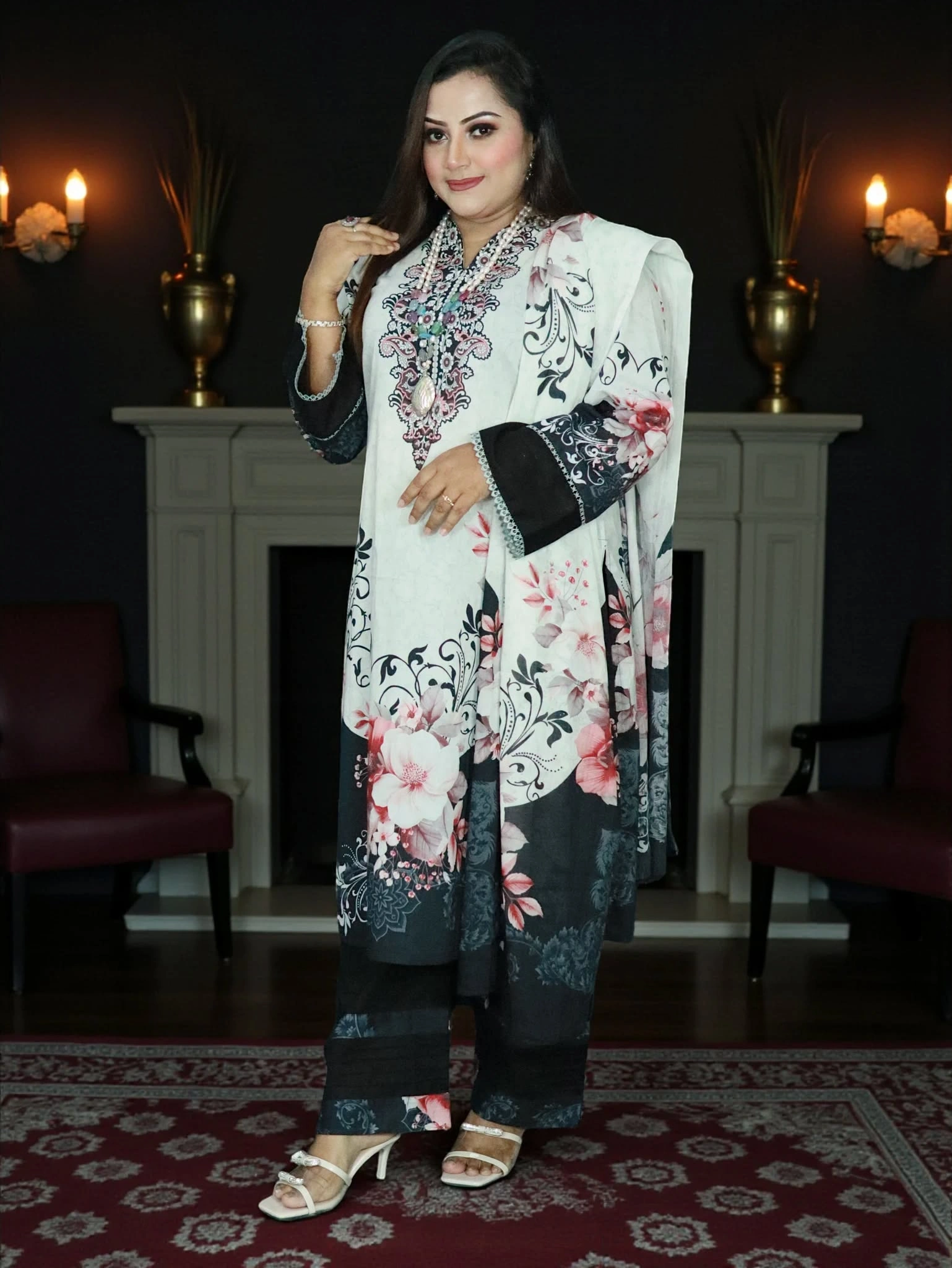 SWISS PURE COTTON LAWN 42 WHITE & BLACK ELEGENT (3)