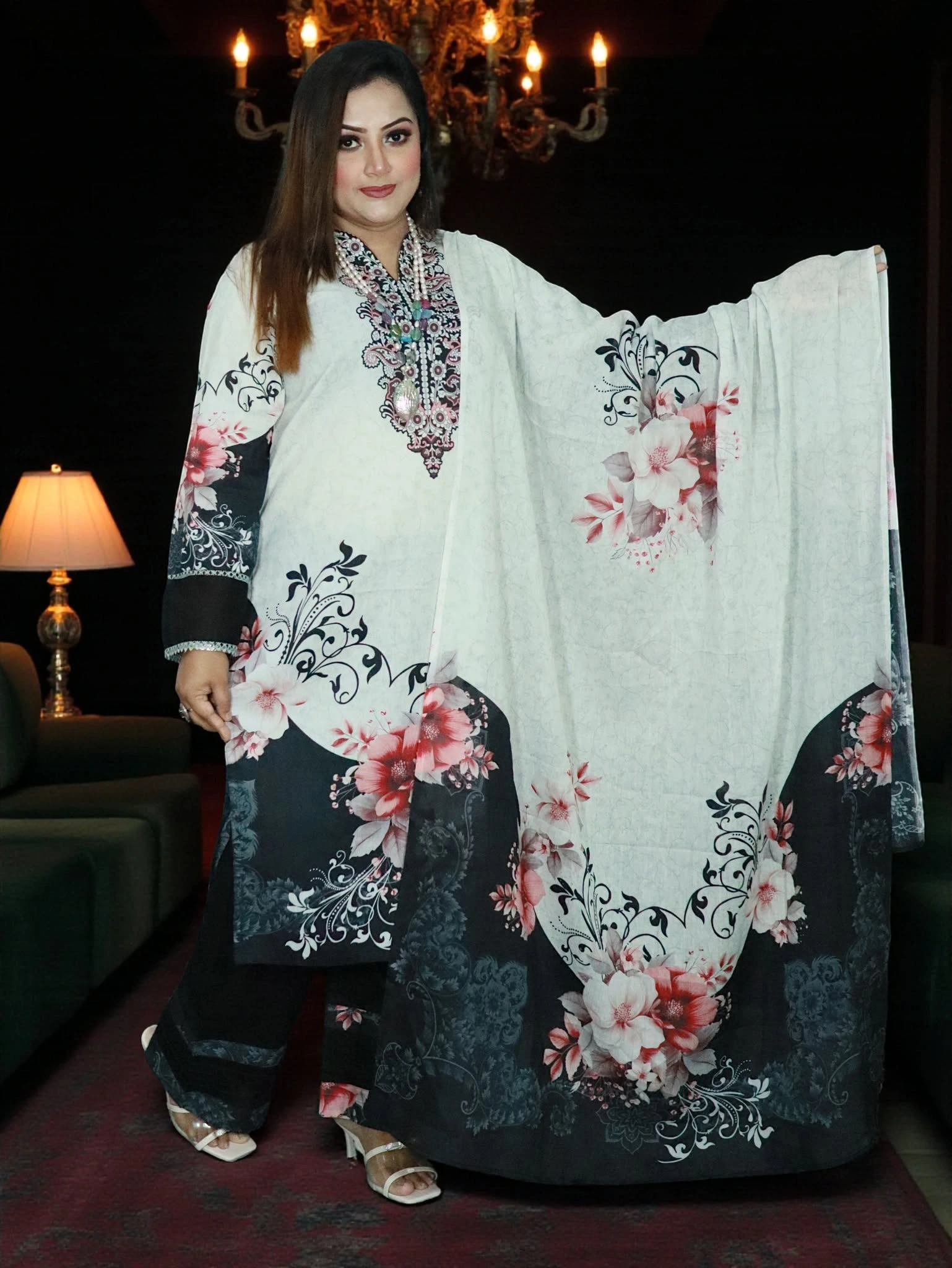 SWISS PURE COTTON LAWN 42 WHITE & BLACK ELEGENT (5)