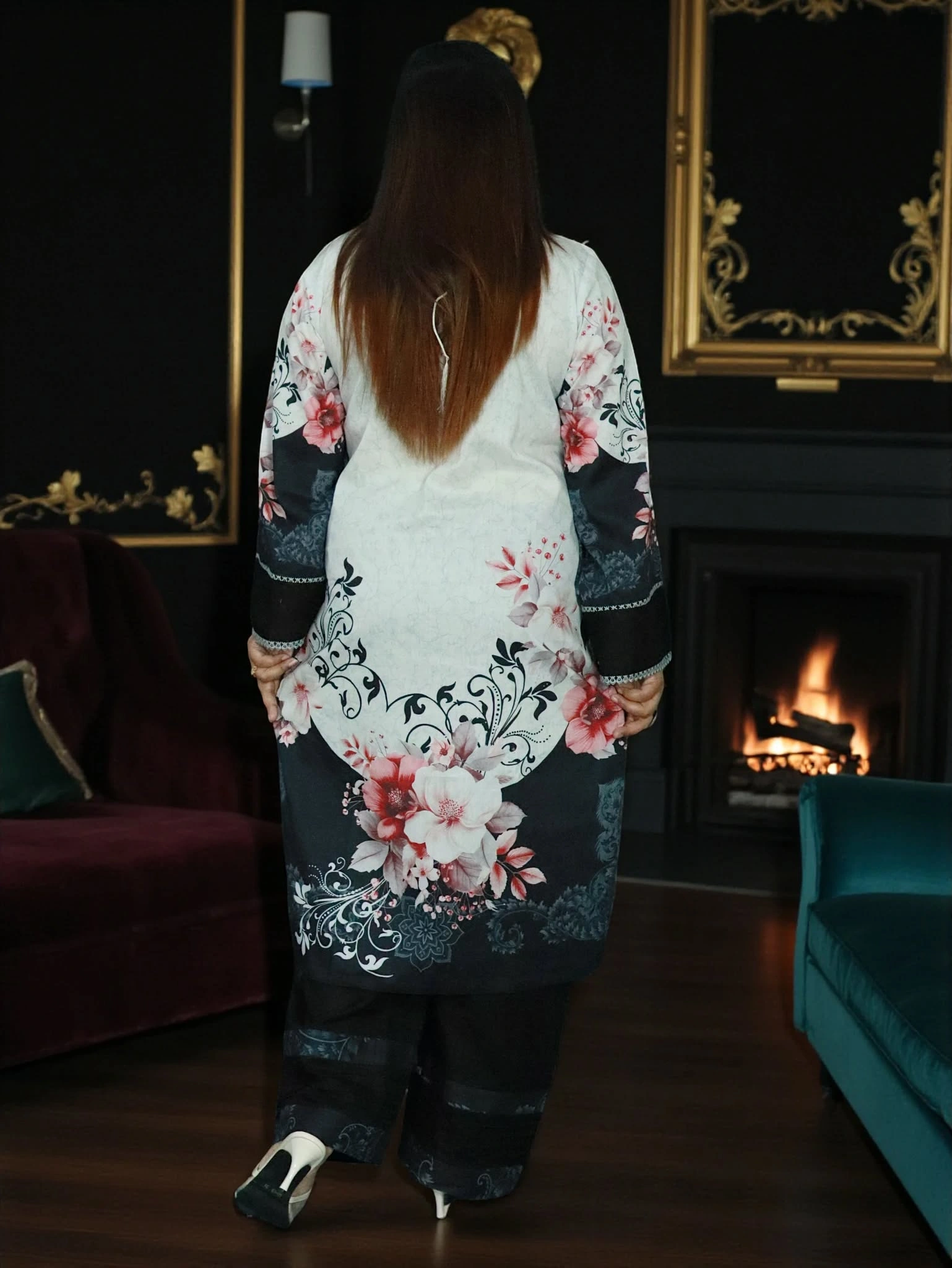 SWISS PURE COTTON LAWN 42 WHITE & BLACK ELEGENT (7)