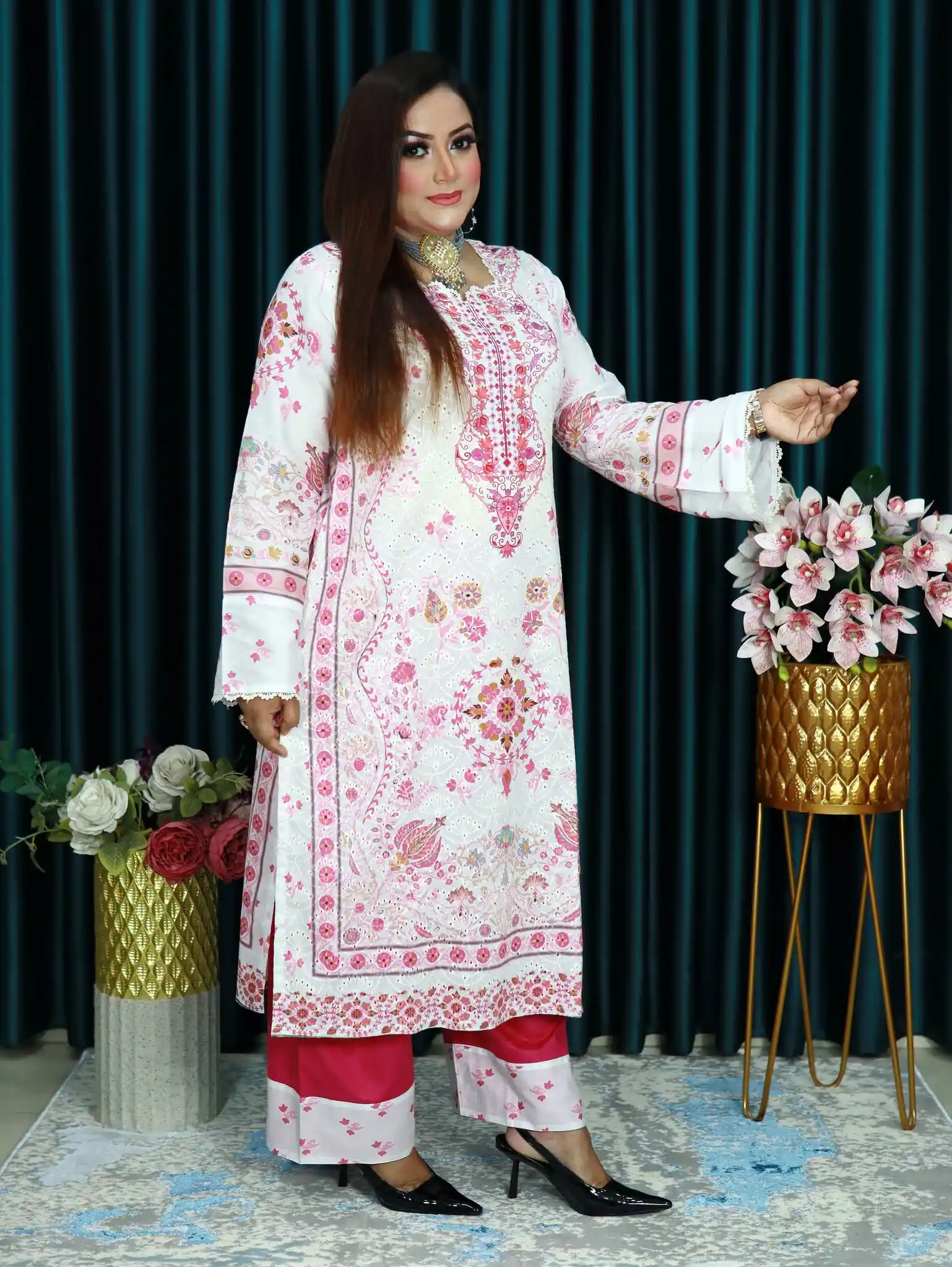 129 WHITE & PINK (2)